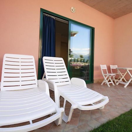 Residence Oasi Del Viandante Lake Como Exterior foto